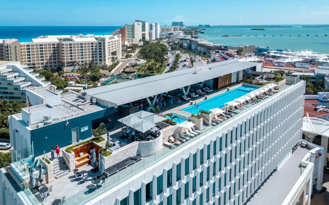 Canopy by Hilton Cancun La Isla