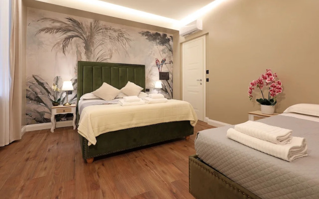 Vatican Cozy Suite - Liberty Collection