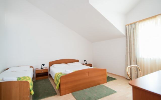 Apartments Ana & Bogdan