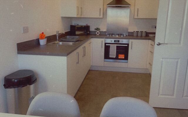 Impeccable 3-bed House in Northampton