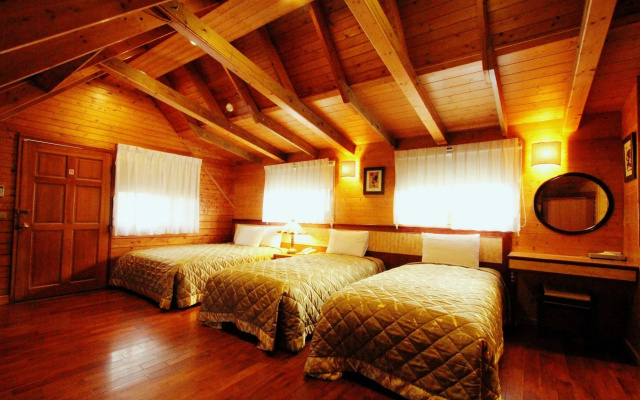 Atunas Holiday Country Resort
