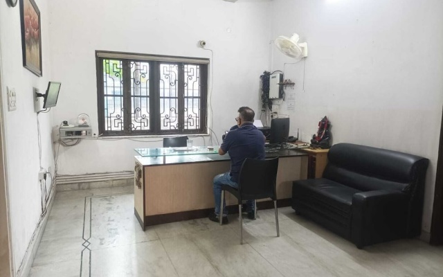 Next Generation Guest House – Lobby – Kolkata