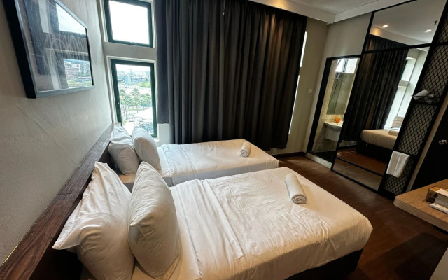 The Hulo Hotel Gallery