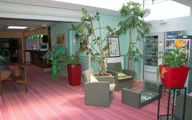 Fasthotel Artenay Orléans Nord