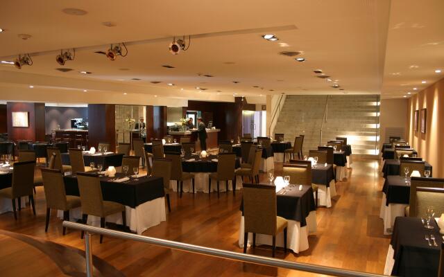 Ros Tower Hotel