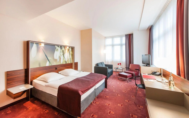 Premier Inn Koeln City Mediapark
