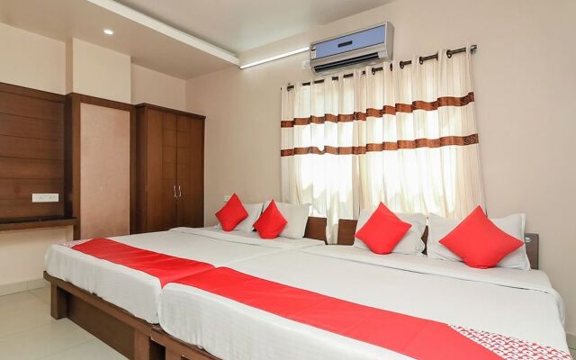 OYO 740 Hotel Suravi