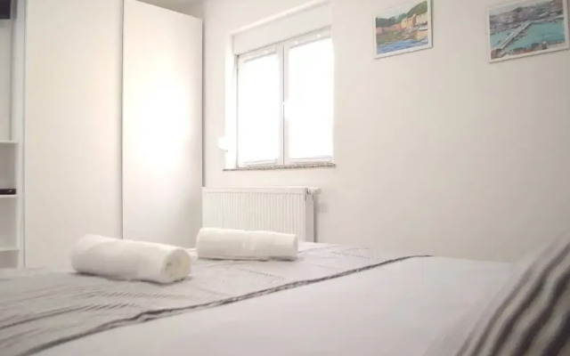 Panoramic View Apartment Marijane