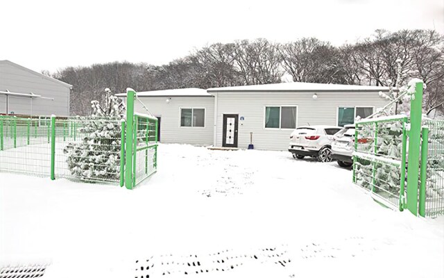 Paju Mountain Breeze Pension