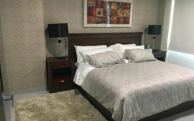 Quo Luxury Apartments