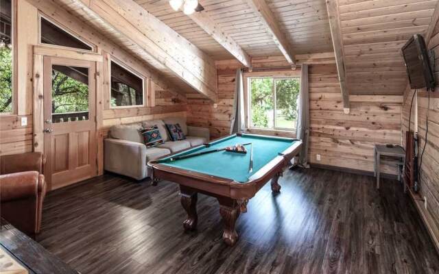 Clearwater Cabin - Three Bedroom Cabin
