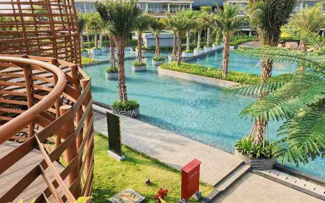 Gold Coast PIK Sea View Apartments by LongeSuites