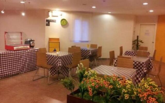 7 Days Inn Shenzhen Conference and Exhibition Centre Branch