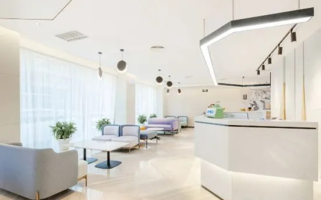 MQ Hotel (Chengdu Kuanzhai Alley Kuixinglou Street Branch)