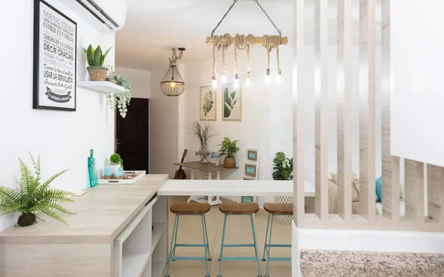 The Farallon Beach Condo by Acomodo