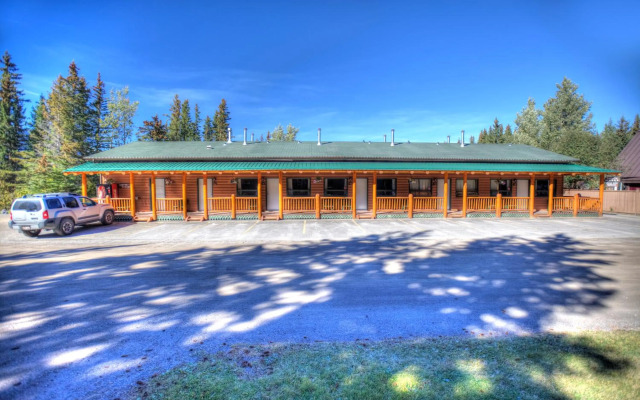 Overlander Mountain Lodge