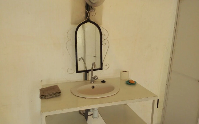 Ghwirate Taalab Bivouac - Campsite