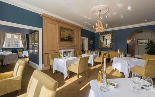 Rushton Hall Hotel & SPA