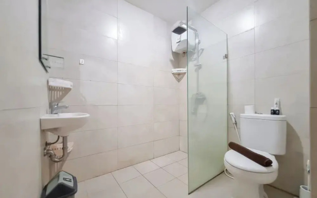 Elegant And Spacious 2Br Loft Green Park Yogyakarta Apartment