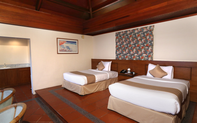 Al Bander Hotel & Resort