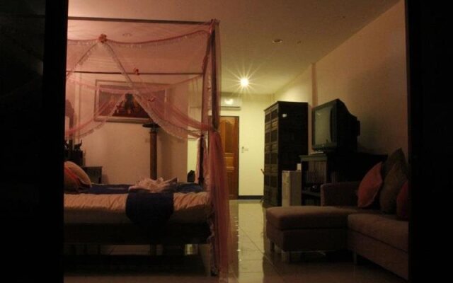 Chalong Sea View Resort