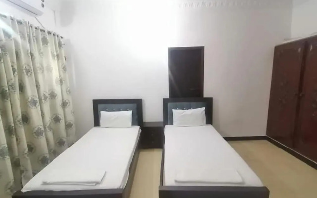Lux Lounge Guest House