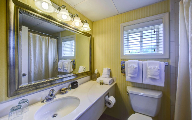 Port Inn and Suites Portsmouth, Ascend Hotel Collection