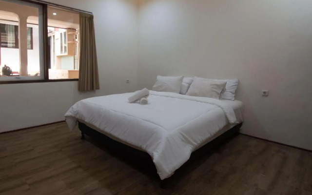 OYO 2240 Simpang Tujuh Residence