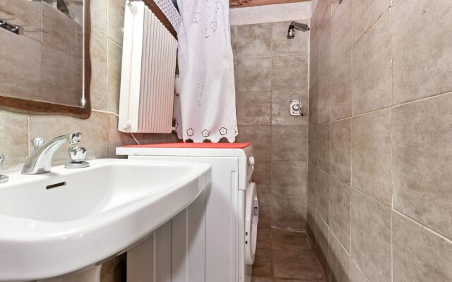 Lovely Holiday Home in Montaner With Patio