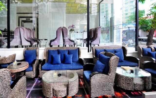 Me Saigon Boutique Hotel