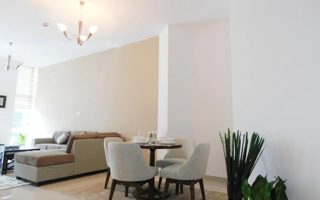 Continental Tower by Luton Vacation Homes