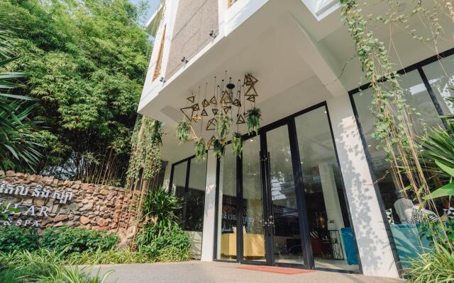 Popular Hotel & Spa