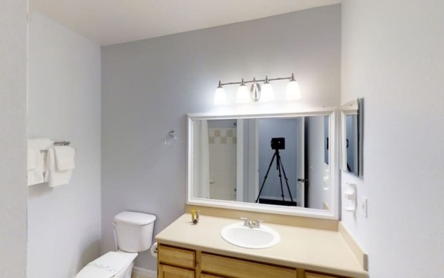 Runaway Beach 3013 B15.204