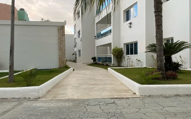 Penthouse With Rooftop and Pool & Beach Access