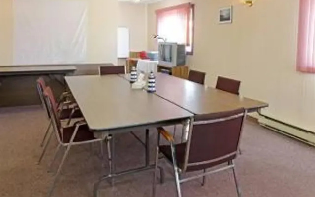 Coastal Inn Kingfisher