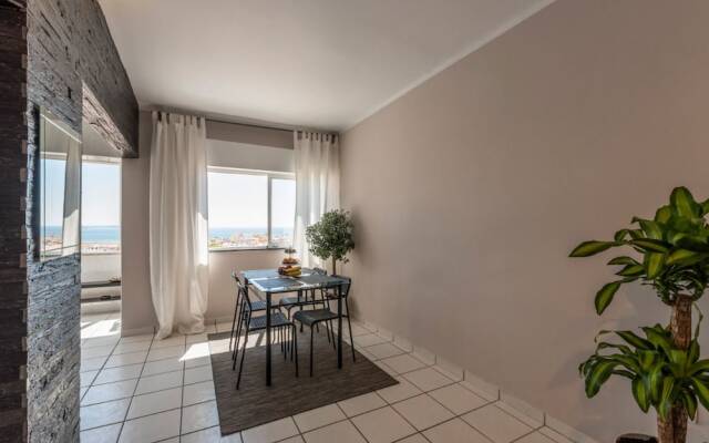 3 Bedroom Apartment with Amazing View