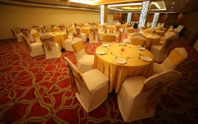 Ramada By Wyndham Varanasi Katesar