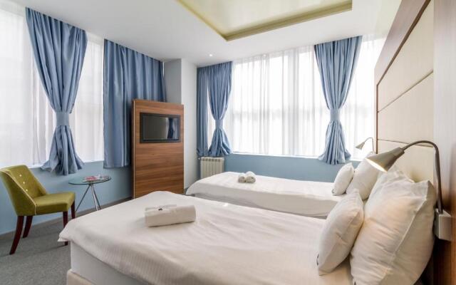 Privilege Suites by Central Park