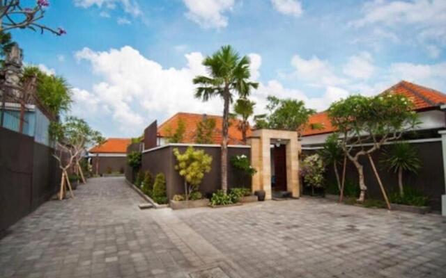 Villa Akmali Berawa - 3 Bedrooms