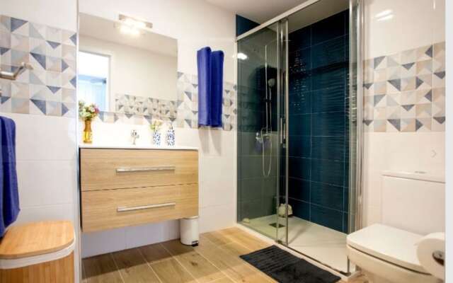 Apartment - 2 Bedrooms with WiFi and Sea views - 107848