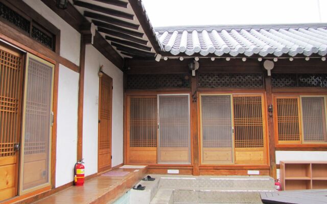 Empathy Hanok