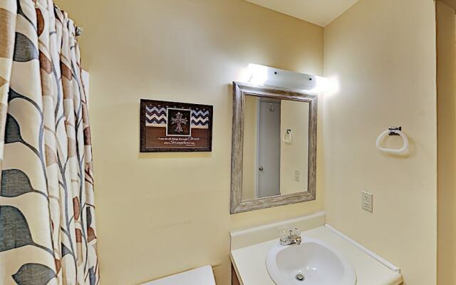 616tn103 1 Bedroom Condo