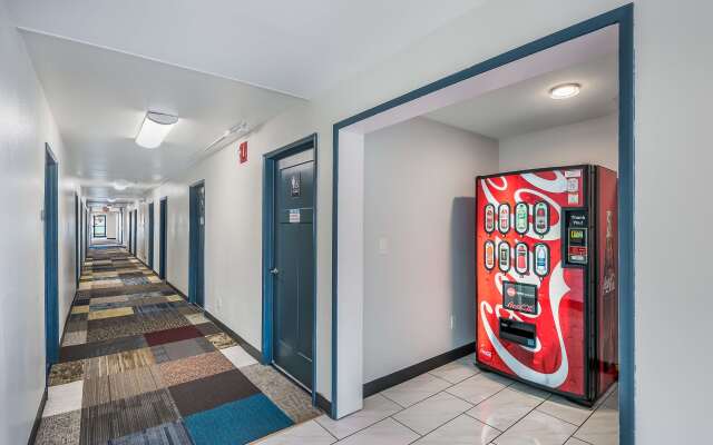 Americas Best Value Inn East Peoria