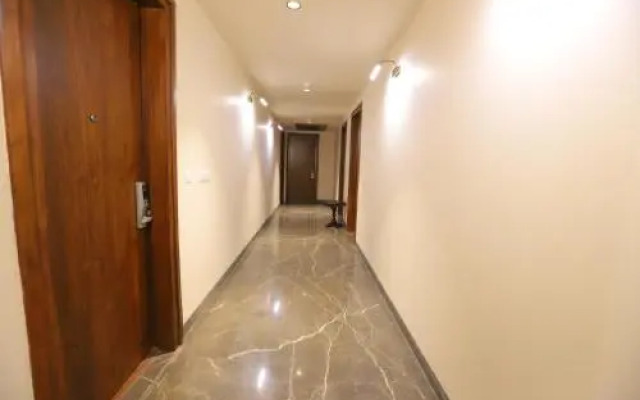 IP Royal Hotel - Couple Friendly Near Yamuna Sports Complex, Karkardooma New Delhi