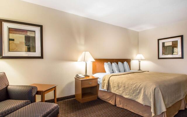 Quality Inn Morris I-80