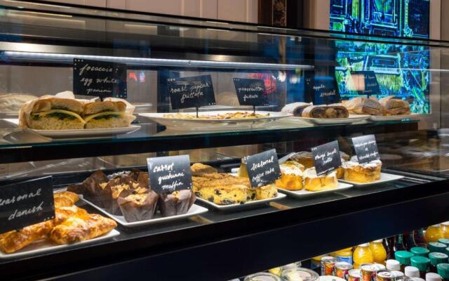 Canopy by Hilton Chicago Central Loop