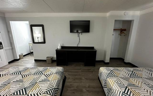 Motel 6 Hazelwood, MO