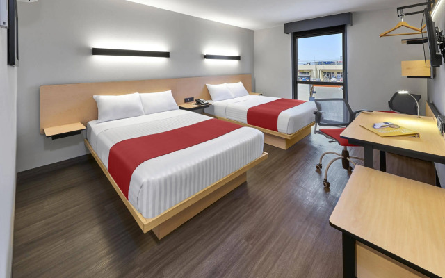 City Express by Marriott Ensenada