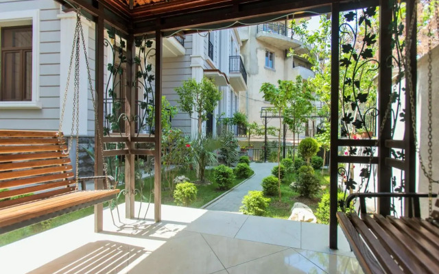 Villa Garden