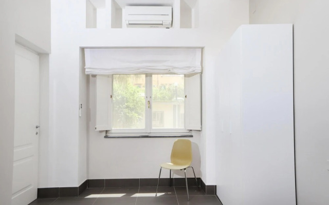 Palazzo Firrao - Stylish Apartment CAV